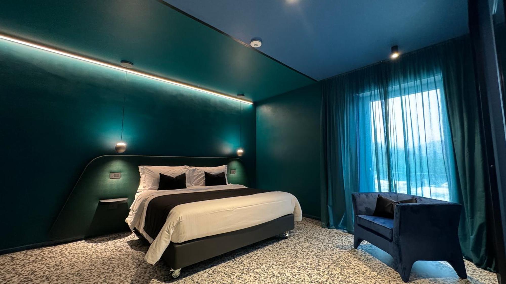 Nola Boutique Hotel Nbh Екстериор снимка